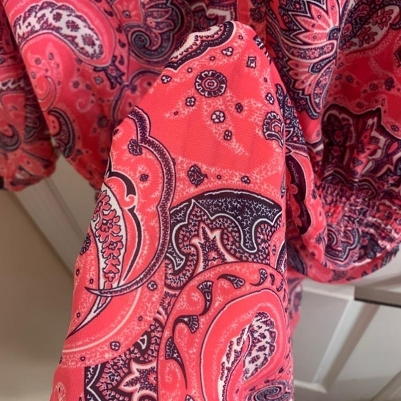 Ralph Lauren Spring/Summer Dress, size 6, Pink Paisley Details - Picture 4 of 7